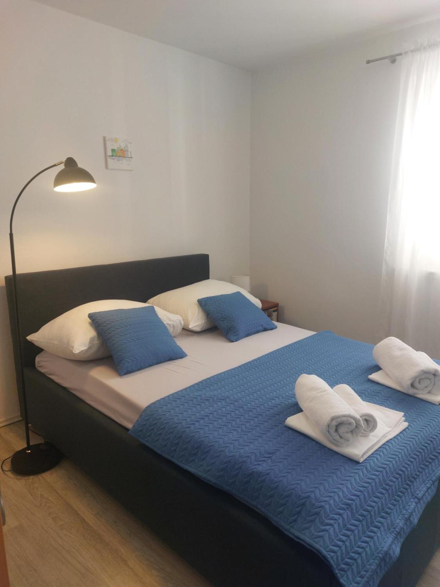 Apartment "None" Makarska Exterior foto